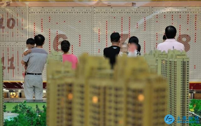 楼市凉了,为什么楼盘房子还被快速抢空?业务员给出了答案