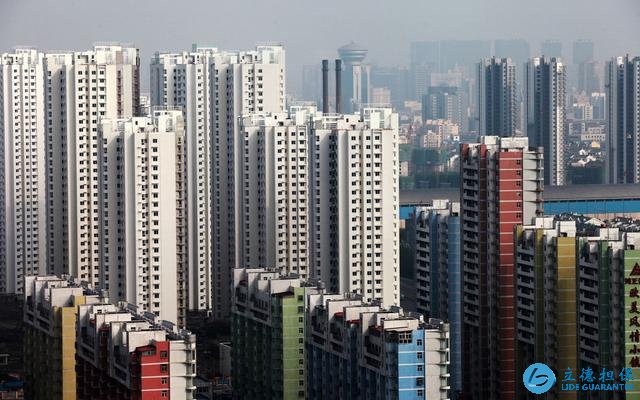 开发商大肆建楼,未来房子大量空置引发的后遗症难以想象