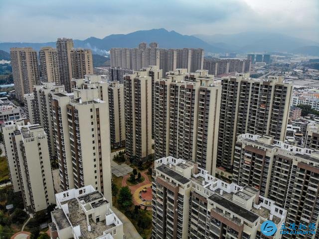 高层的房子被购房者“排斥”,降价60万仍卖不掉,业主:不甘心