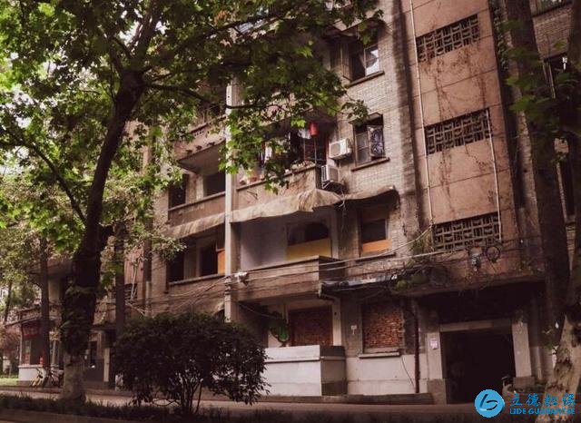 售楼经理劝告:买房是一门“技术活”, 好避开3个楼层