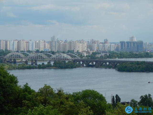买房如何选楼层?建筑家透露:无论楼多高,都要避开3个楼层