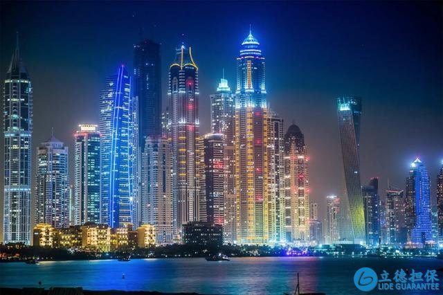大佬又抛售房产套现,离开成都!房价会怎么样?银行态度很重要