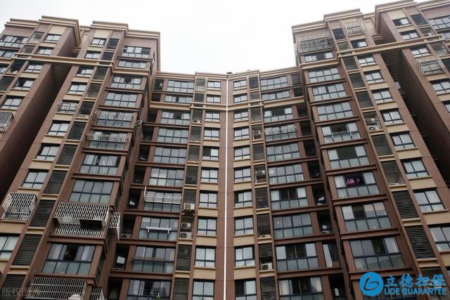 同一栋楼,都说中间户不好,为何却比边户更好卖?有2个原因