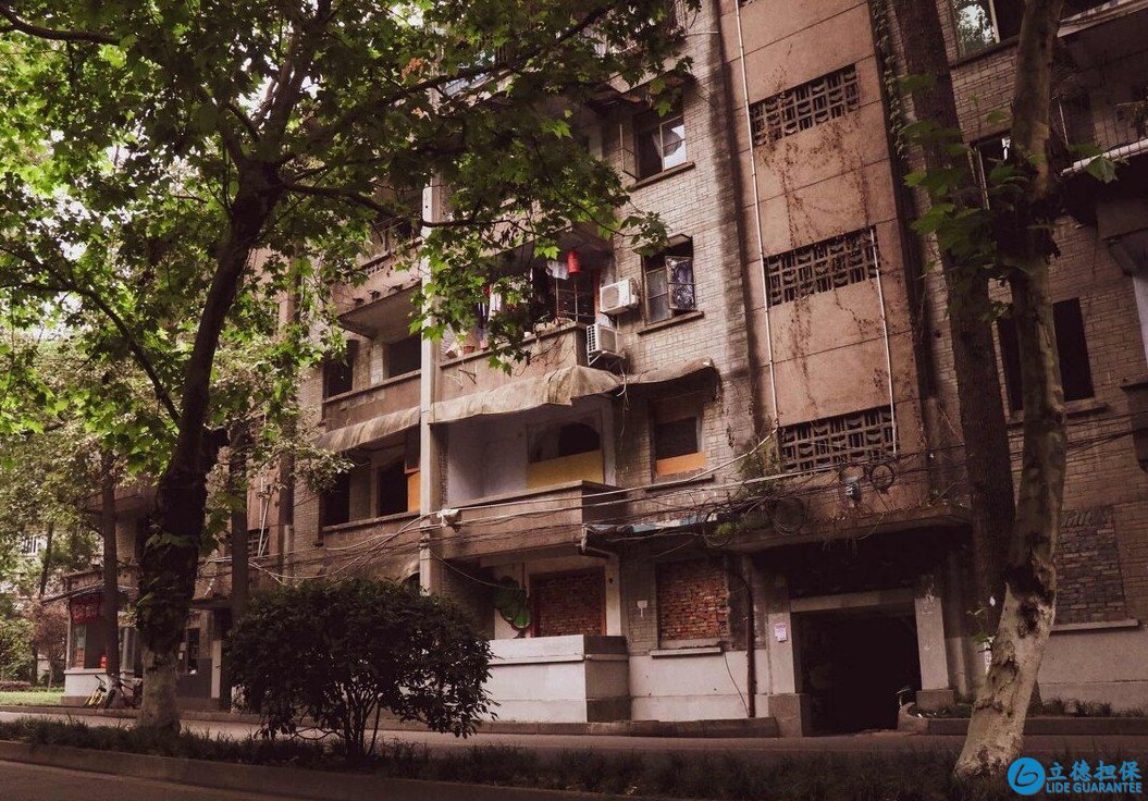 将来楼梯房和高层电梯房哪个更受欢迎?新规后,结果令人意外