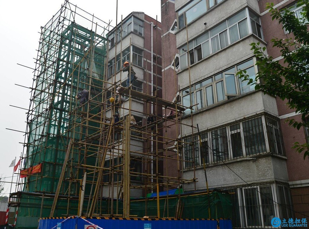 老旧小区安装电梯遭低层业主反对,困难不断?新规这样解决